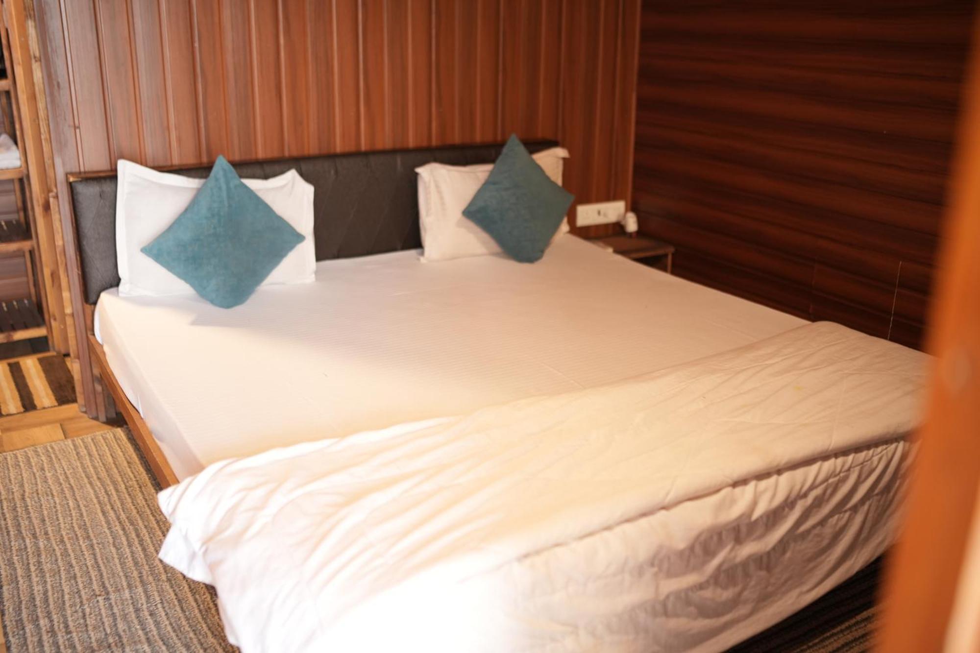 Samadhan Resort And Boating Pune Exterior photo
